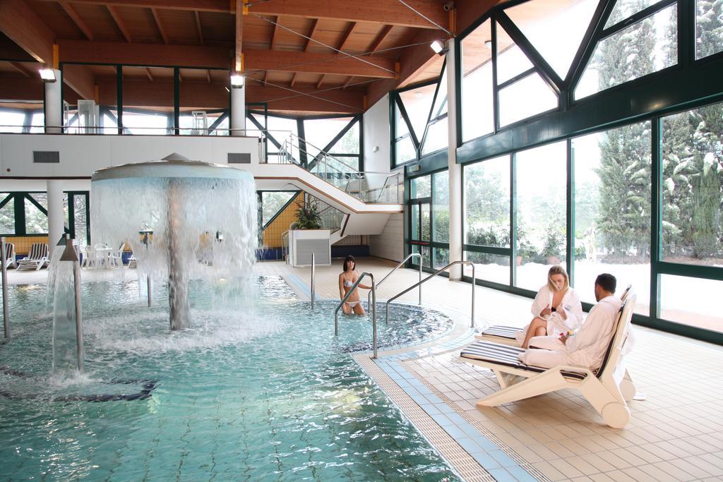 Grand Hotel Terme ريولو تيرمي المظهر الخارجي الصورة